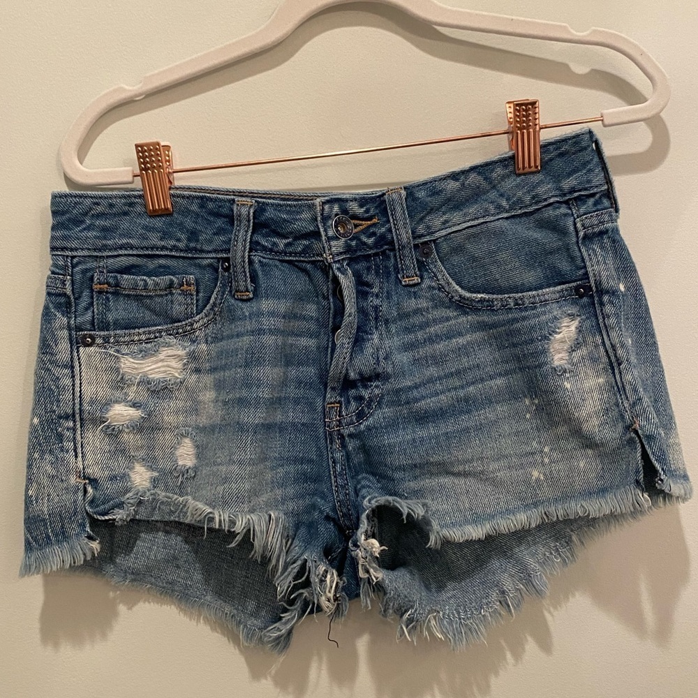 A&F Jean Shorts 25”​​